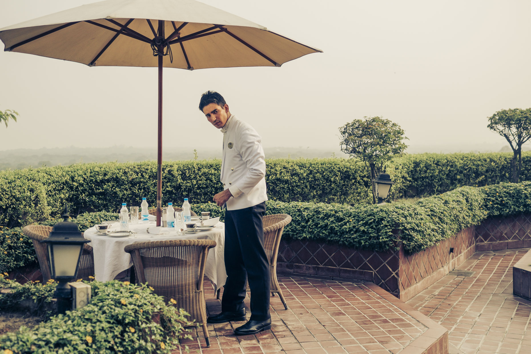 waiter, new delhi 