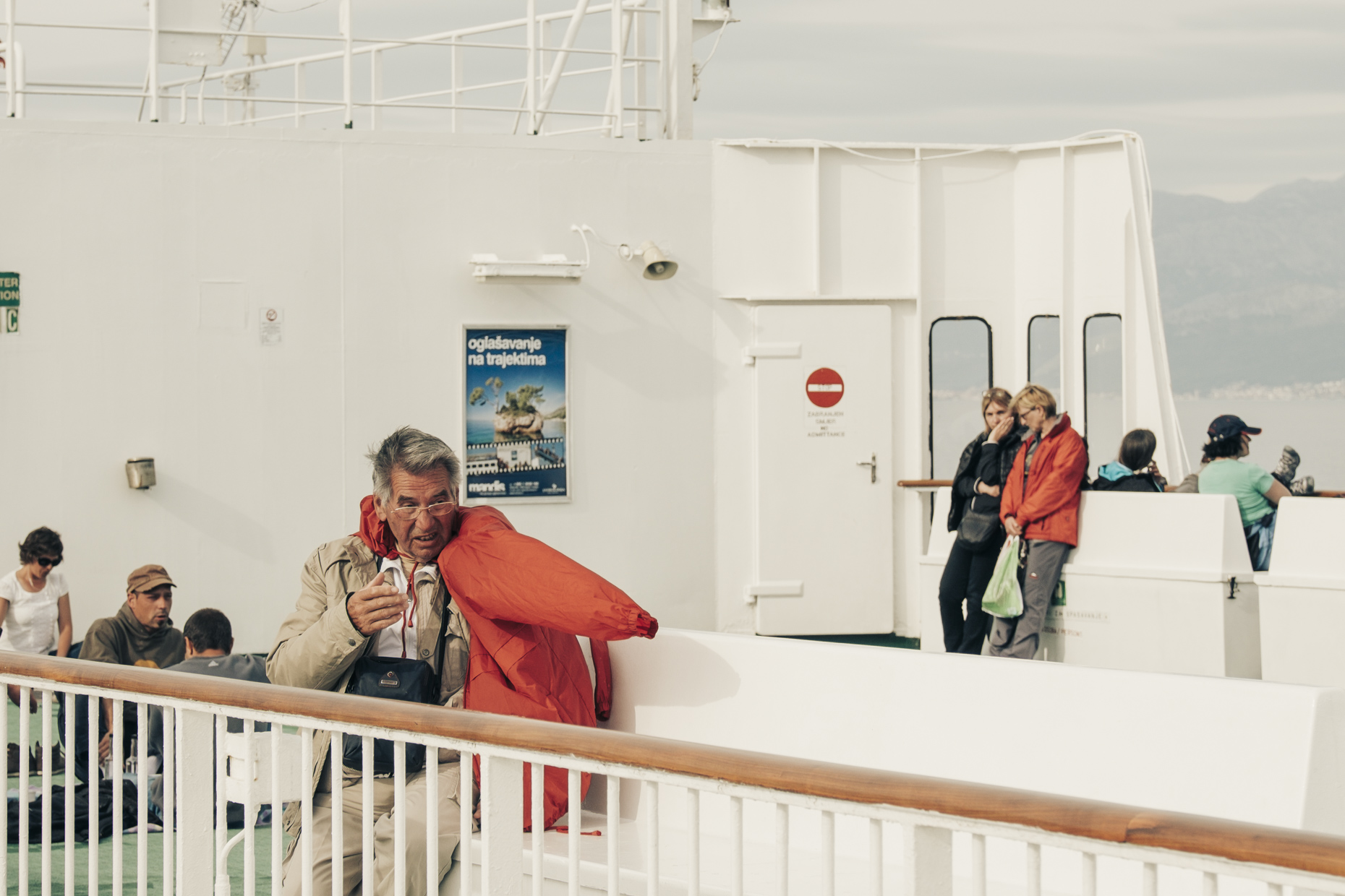 ferry from vis 2